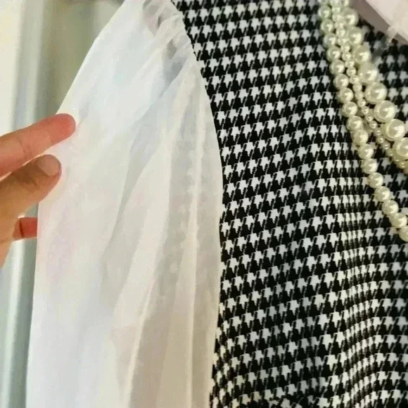 SHELBY & PALMER VINTAGE LOOK DRESS SIZE 16 with removable necklace - Picture 5 of 10